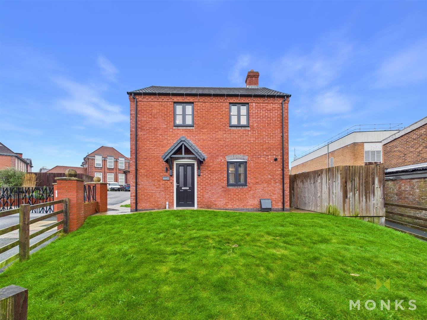 31 Holbache Road, Oswestry, SY11 1RP For Sale